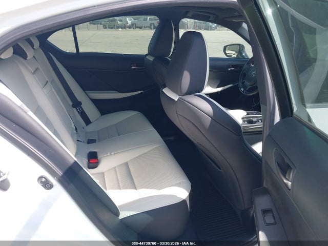 44730760 :رقم المزاد ، JTHGZ1B27M5045646 vin ، 2021 Lexus Is 350 F Sport مزاد بيع