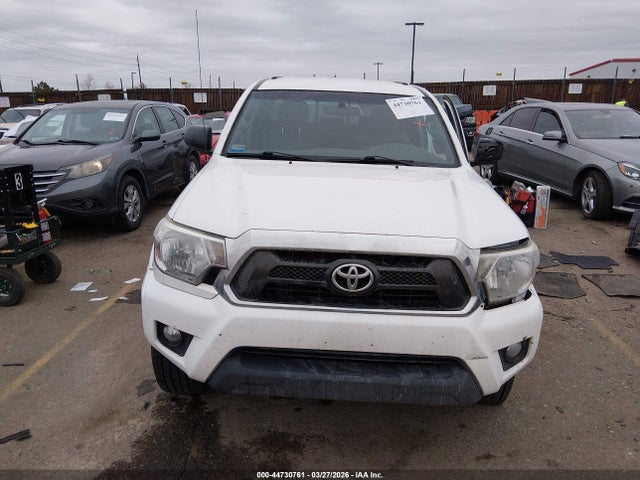 Aukcja sprzedaży 2014 Toyota Tacoma Base V6, vin: 3TMLU4EN5EM157038, numer aukcji: 44730761