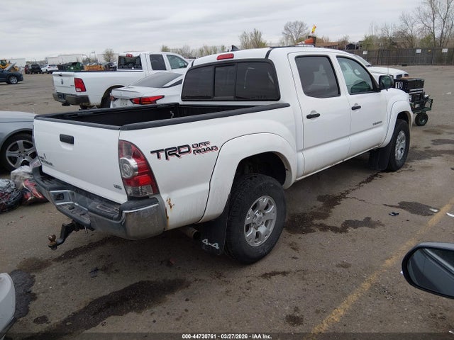 Aukcja sprzedaży 2014 Toyota Tacoma Base V6, vin: 3TMLU4EN5EM157038, numer aukcji: 44730761