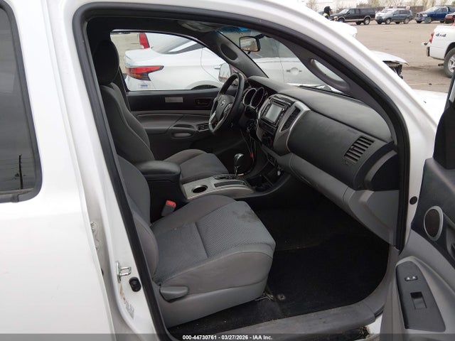 Aukcja sprzedaży 2014 Toyota Tacoma Base V6, vin: 3TMLU4EN5EM157038, numer aukcji: 44730761