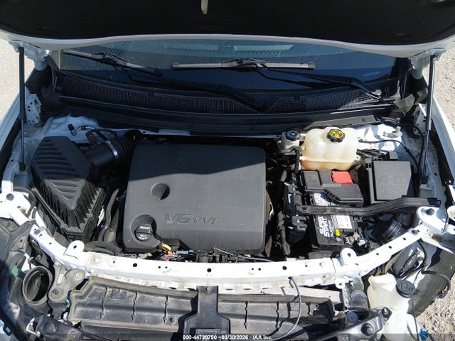 Продаж на аукціоні авто 2018 Chevrolet Traverse 3lt, vin: 1GNEVHKW9JJ272492, номер лоту: 44730790