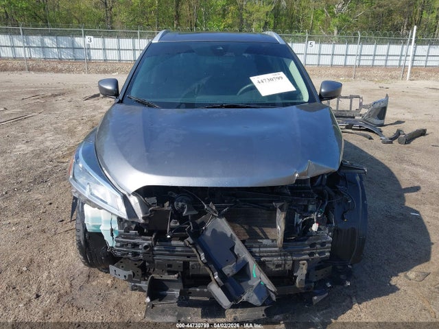 44730799 :رقم المزاد ، 3N1CP5CVXML478158 vin ، 2021 Nissan Kicks Sv Xtronic Cvt مزاد بيع