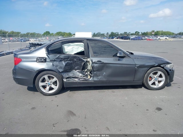 Продаж на аукціоні авто 2015 Bmw 320i, vin: WBA3B1G52FNT64122, номер лоту: 44730840