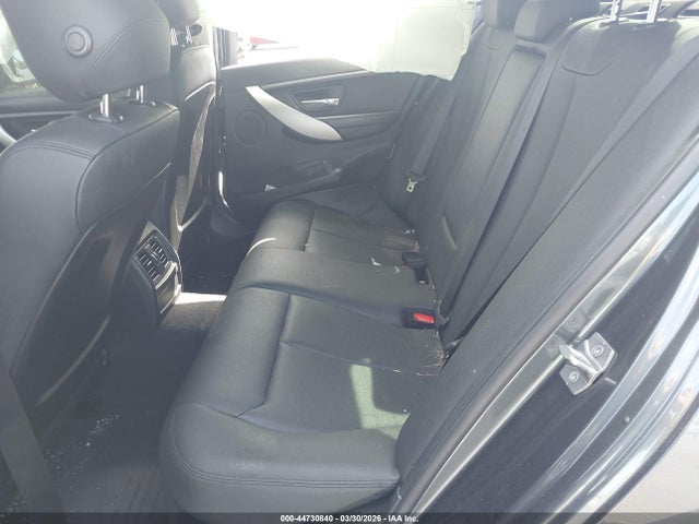 Продаж на аукціоні авто 2015 Bmw 320i, vin: WBA3B1G52FNT64122, номер лоту: 44730840
