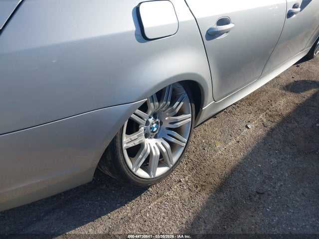 2010 BMW 550I WBANW5C55ACT57146 Photo 5