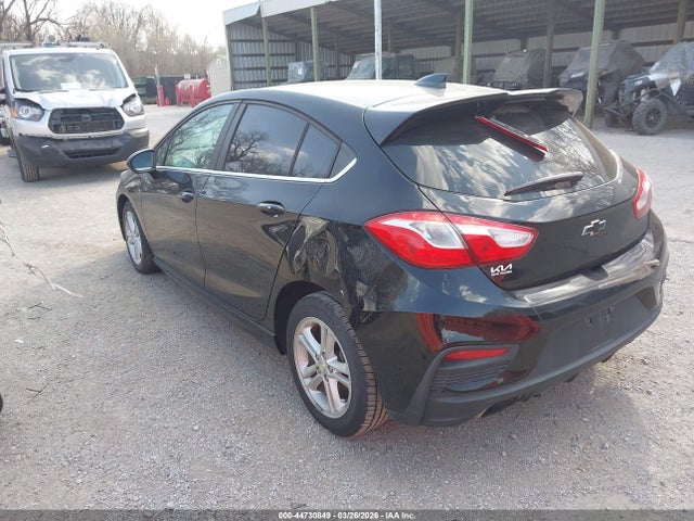 2018 CHEVROLET CRUZE 3G1BE6SM2JS514044 Photo 2