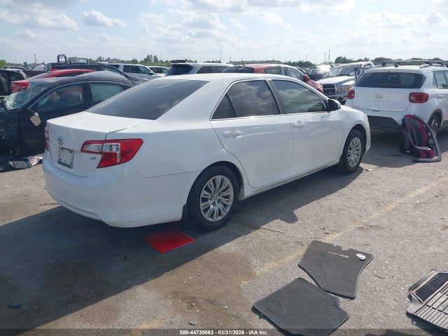 2014 TOYOTA CAMRY 4T4BF1FK7ER420751 Photo 3