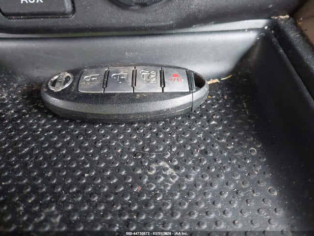 5N1AT2MV0GC757143 Nissan Rogue Sl