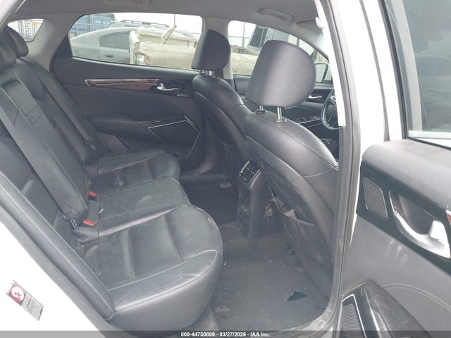Продажа на аукционе авто 2018 Kia Cadenza Premium, vin: KNALB4J10J5103992, номер лота: 44730899