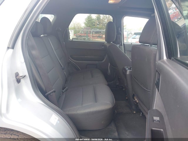 44730930 :رقم المزاد ، 1FMCU0DG6BKB72075 vin ، 2011 Ford Escape Xlt مزاد بيع