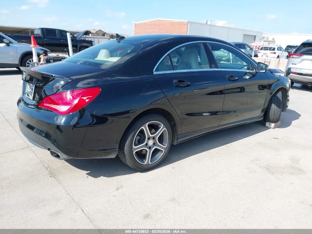 2014 MERCEDES-BENZ CLA 250 WDDSJ4EB3EN044839 Photo 3