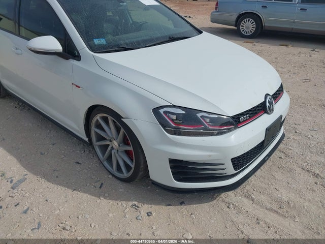 Продаж на аукціоні авто 2015 Volkswagen Golf Gti 2.0t Se 4-door, vin: 3VW5T7AU5FM103098, номер лоту: 44730965