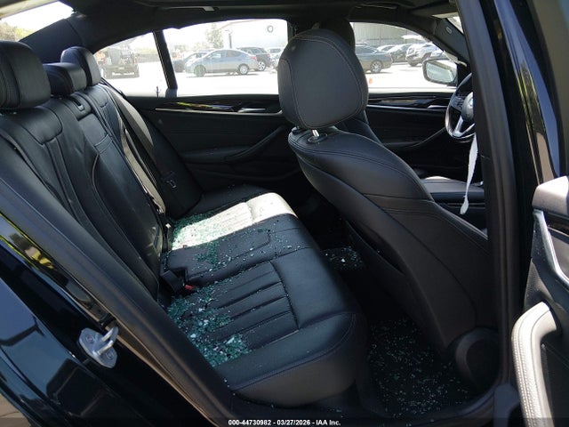 44730982 :رقم المزاد ، WBAJA5C54KWW09255 vin ، 2019 Bmw 530i مزاد بيع