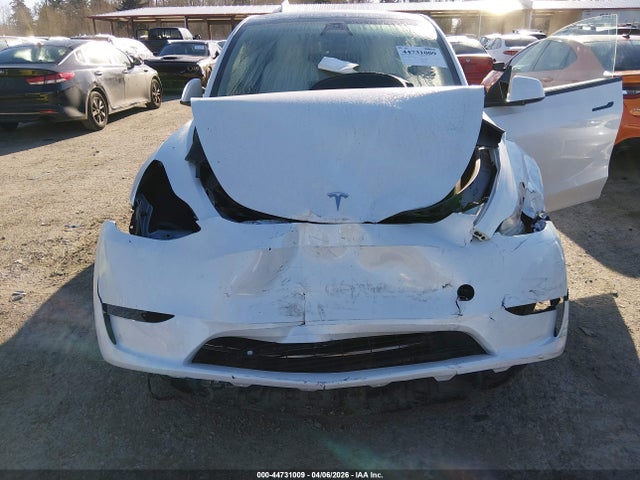 7SAYGDED4SF280126 Tesla Model Y Long Range Dual Motor Rear-wheel Drive
