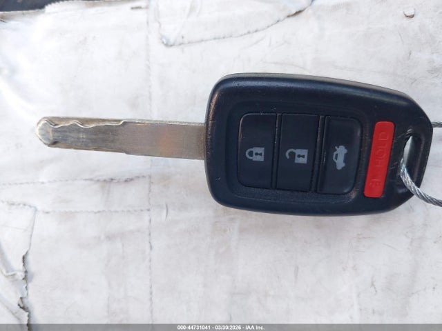 1HGCR2F38FA275913 Honda ACCORD LX