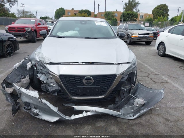 1N4BL4CV7MN418956 Nissan Altima Sr Fwd