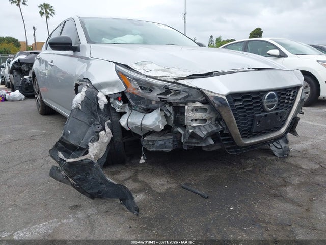 1N4BL4CV7MN418956 Nissan Altima Sr Fwd