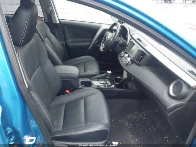 2017 TOYOTA RAV4 HYBRID JTMDJREV8HD062077 Photo 4