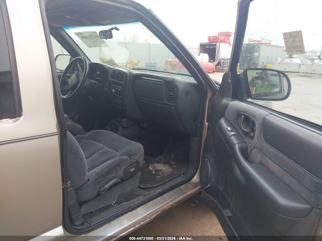 Aukcja sprzedaży 2000 Chevrolet Blazer, vin: 1GNDT13W2Y2185674, numer aukcji: 44731060