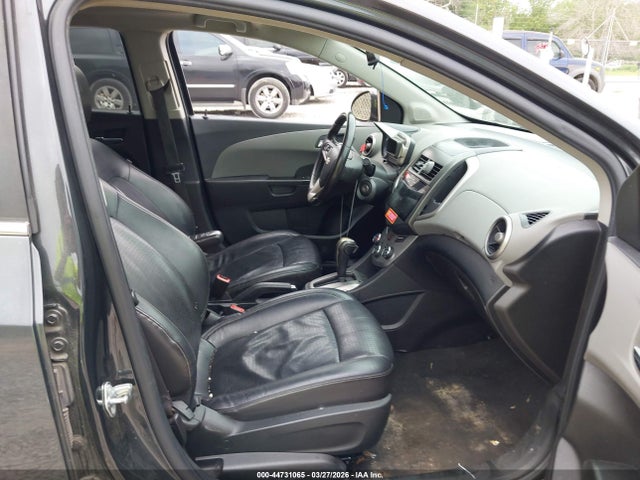 1G1JE5SB0G4143446 Chevrolet Sonic Ltz Auto