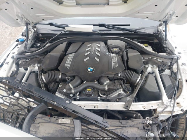 44731124 :رقم المزاد ، WBA7U2C00MCF12310 vin ، 2021 Bmw 750i Xdrive مزاد بيع