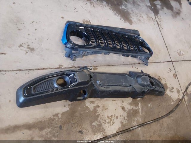 44731128 :رقم المزاد ، 1C4RJXN65RW194156 vin ، 2024 Jeep Wrangler 4xe Willys 4xe مزاد بيع