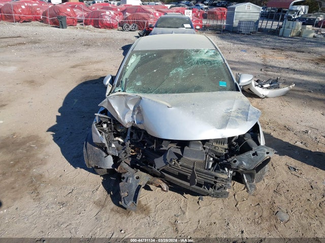 44731134 :رقم المزاد ، 3N1CN8EV9ML830473 vin ، 2021 Nissan Versa Sv Xtronic Cvt مزاد بيع