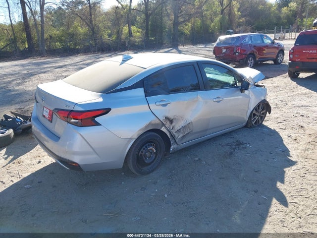 44731134 :رقم المزاد ، 3N1CN8EV9ML830473 vin ، 2021 Nissan Versa Sv Xtronic Cvt مزاد بيع
