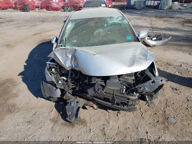 44731134 :رقم المزاد ، 3N1CN8EV9ML830473 vin ، 2021 Nissan Versa Sv Xtronic Cvt مزاد بيع