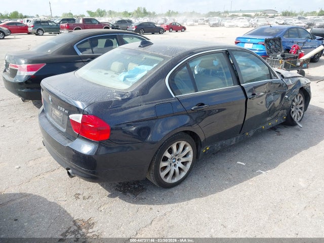 2008 Bmw 335xi მანქანა იყიდება აუქციონზე, vin: WBAVD53588A010647, აუქციონის ნომერი: 44731146