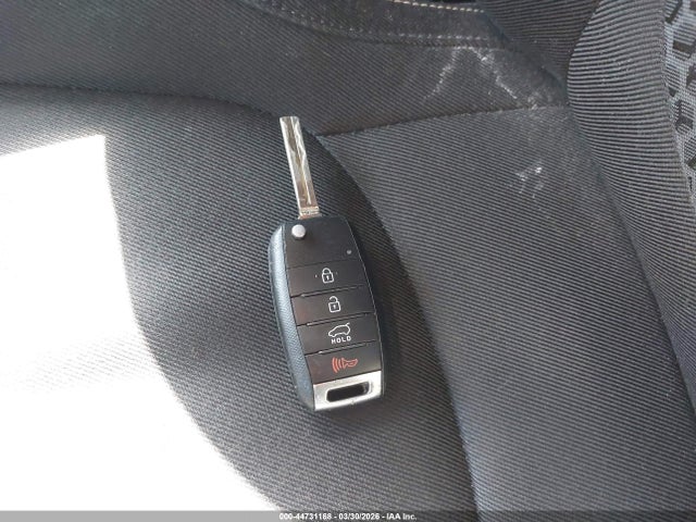 KIA SOUL + 2016 KNDJP3A58G7248509 Image 11