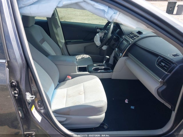 2014 Toyota Camry L მანქანა იყიდება აუქციონზე, vin: 4T1BF1FK2EU798261, აუქციონის ნომერი: 44731173