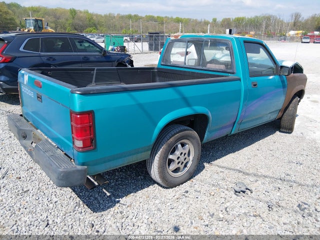 44731209 :رقم المزاد ، 1B7FL26X0TW701687 vin ، 1996 Dodge Dakota مزاد بيع