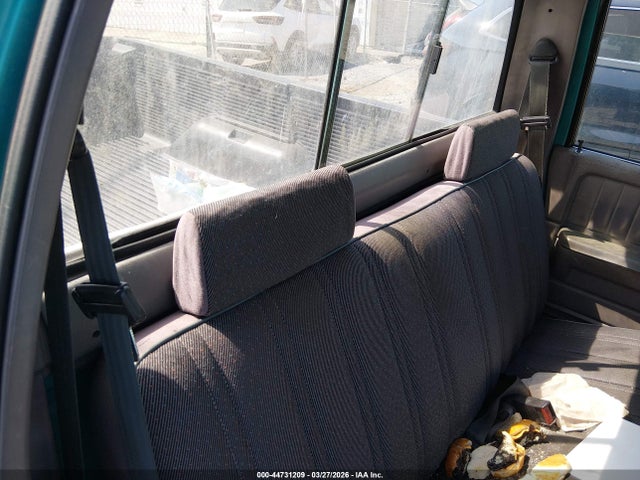 44731209 :رقم المزاد ، 1B7FL26X0TW701687 vin ، 1996 Dodge Dakota مزاد بيع