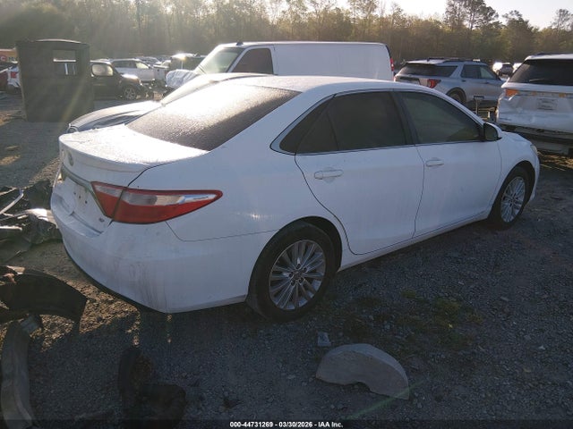 44731269 :رقم المزاد ، 4T1BF1FK2HU390086 vin ، 2017 Toyota Camry Se مزاد بيع