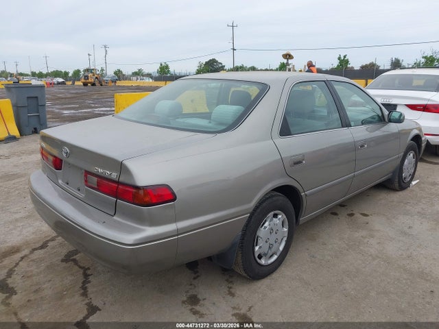 Aukcja sprzedaży 1998 Toyota Camry Le, vin: JT2BG28K0W0199882, numer aukcji: 44731272