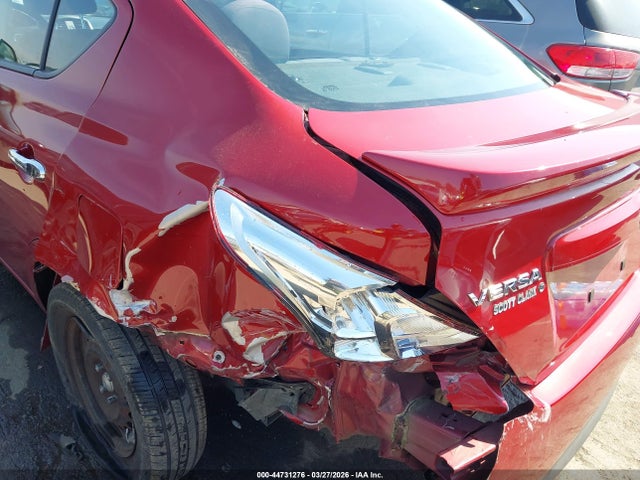 44731276 :رقم المزاد ، 3N1CN7AP7FL923934 vin ، 2015 Nissan Versa 1.6 Sv مزاد بيع