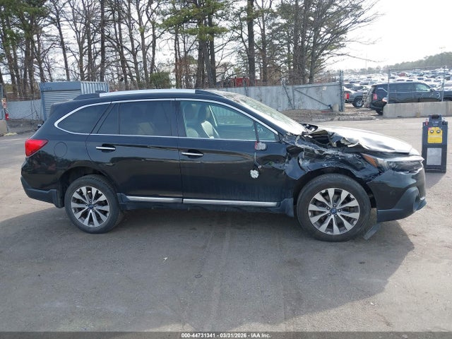 Продажа на аукционе авто 2018 Subaru Outback 2.5i Touring, vin: 4S4BSATC1J3235145, номер лота: 44731341
