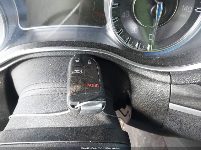 44731344 :رقم المزاد ، 2C3CCAAG3KH580479 vin ، 2019 Chrysler 300 Touring مزاد بيع