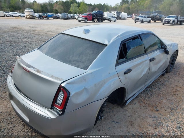 44731344 :رقم المزاد ، 2C3CCAAG3KH580479 vin ، 2019 Chrysler 300 Touring مزاد بيع