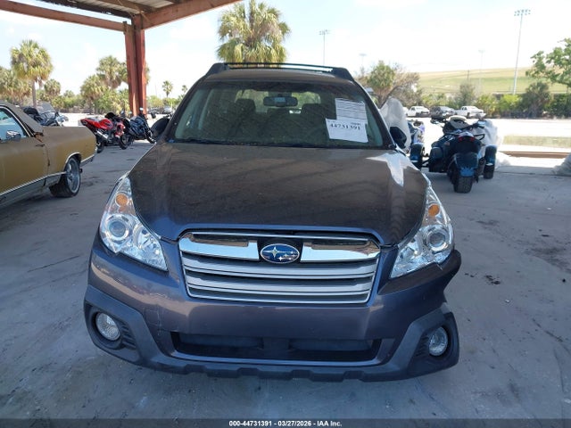 2014 Subaru Outback 2.5i მანქანა იყიდება აუქციონზე, vin: 4S4BRBAC6E3204984, აუქციონის ნომერი: 44731391