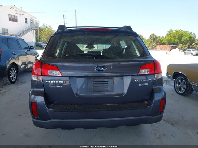 2014 Subaru Outback 2.5i მანქანა იყიდება აუქციონზე, vin: 4S4BRBAC6E3204984, აუქციონის ნომერი: 44731391