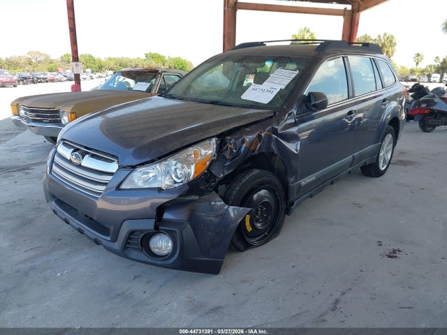 2014 Subaru Outback 2.5i მანქანა იყიდება აუქციონზე, vin: 4S4BRBAC6E3204984, აუქციონის ნომერი: 44731391