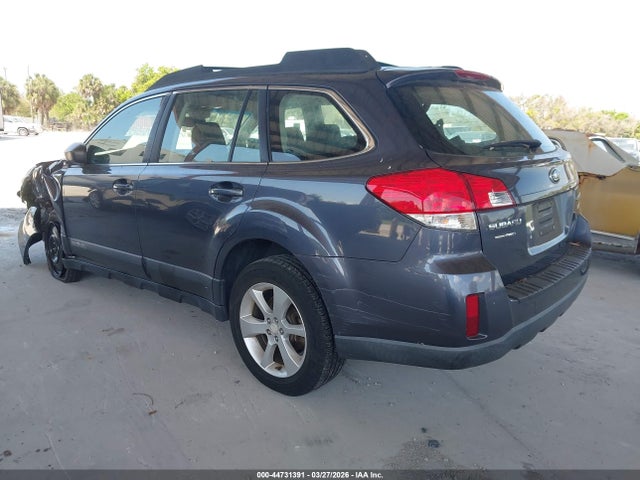 2014 Subaru Outback 2.5i მანქანა იყიდება აუქციონზე, vin: 4S4BRBAC6E3204984, აუქციონის ნომერი: 44731391