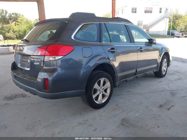 2014 Subaru Outback 2.5i მანქანა იყიდება აუქციონზე, vin: 4S4BRBAC6E3204984, აუქციონის ნომერი: 44731391