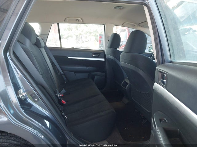 2014 Subaru Outback 2.5i მანქანა იყიდება აუქციონზე, vin: 4S4BRBAC6E3204984, აუქციონის ნომერი: 44731391