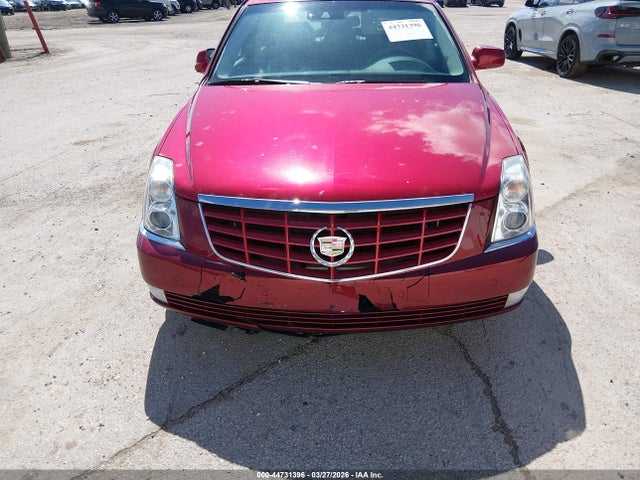 Auction sale of the 2011 Cadillac Dts Premium Collection, vin: 1G6KH5E68BU119621, lot number: 44731396