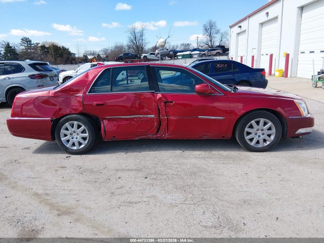 Auction sale of the 2011 Cadillac Dts Premium Collection, vin: 1G6KH5E68BU119621, lot number: 44731396