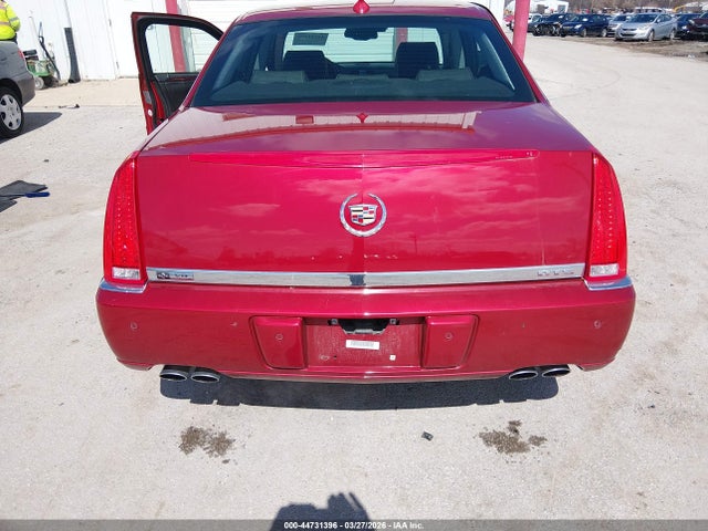 Auction sale of the 2011 Cadillac Dts Premium Collection, vin: 1G6KH5E68BU119621, lot number: 44731396