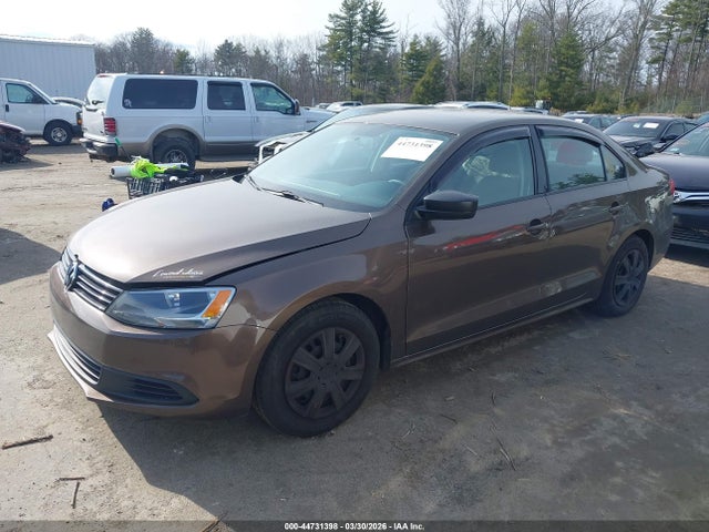 Продаж на аукціоні авто 2014 Volkswagen Jetta 2.0l S, vin: 3VW2K7AJ6EM210381, номер лоту: 44731398